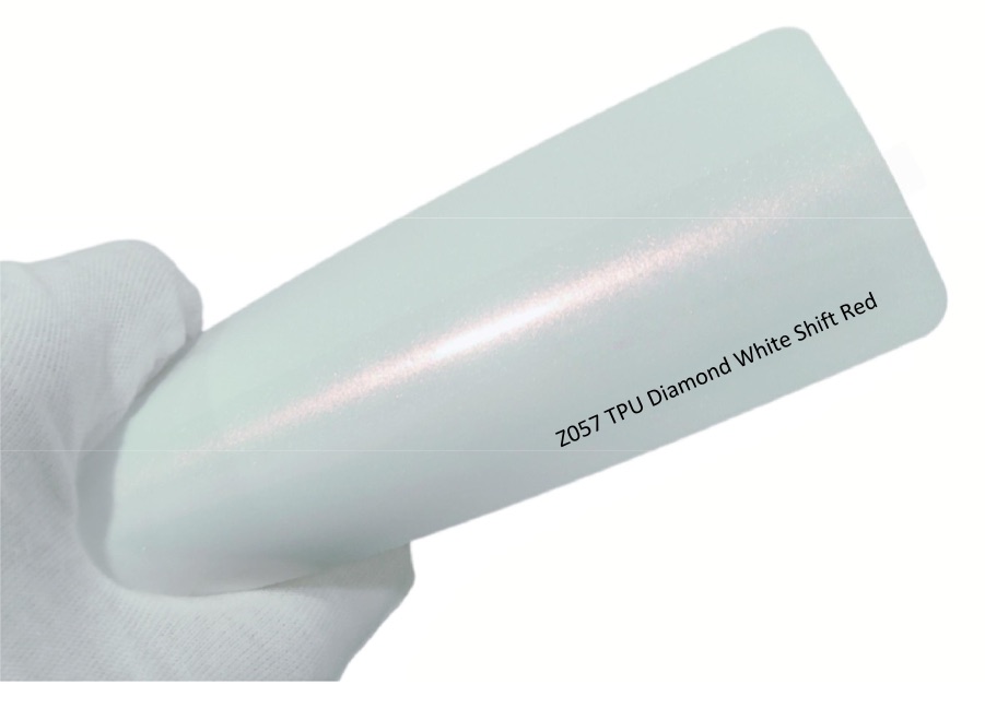 Z057 Diamond White Shift Red – kolorowa folia PPF