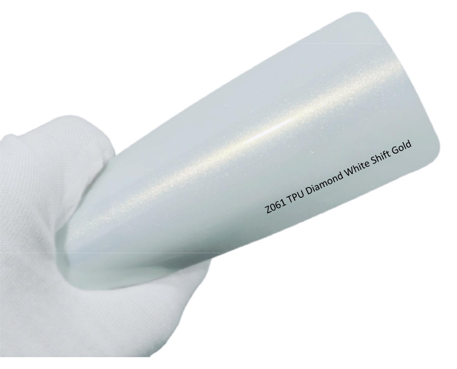 Z061 Diamond White Shift Gold – kolorowa folia PPF