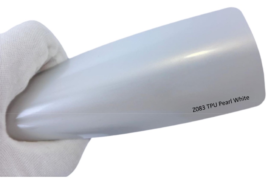 Z082 Pearl White – kolorowa folia PPF
